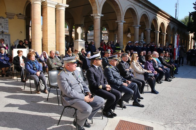 cerimonia commemorazione defunti cimitero macerata_Foto LB (16)