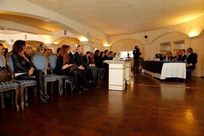 conferenza stampa spray Claudio Paolinelli