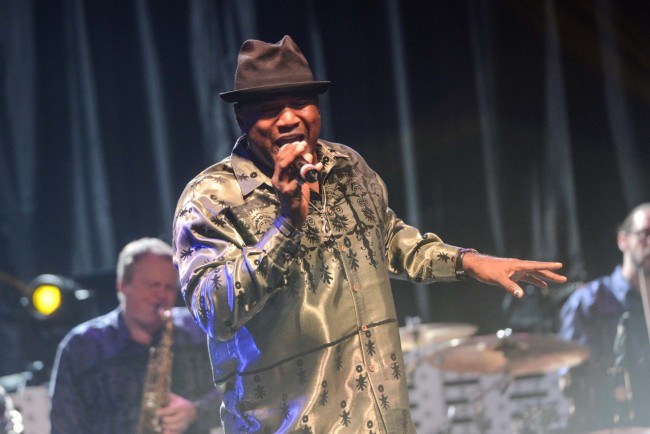 earth wind & fire experience - live al donoma - civitanova (7)