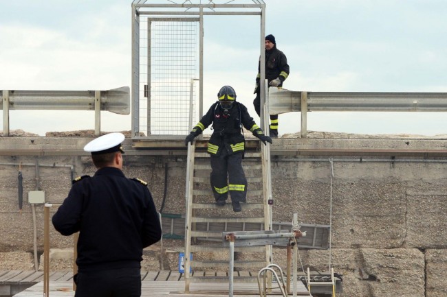esercitazione capitaneria di porto - civitanova (2)