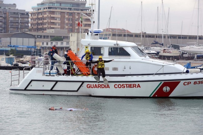 esercitazione capitaneria di porto - civitanova (7)