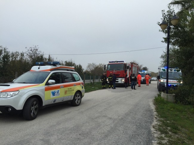 Incidente - auto nel laghetto del babaloo - porto potenza