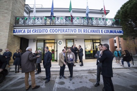 inaugurazione-sportello-banca-bcc-recanati-e-colmurano-foto-ap-7-450x300
