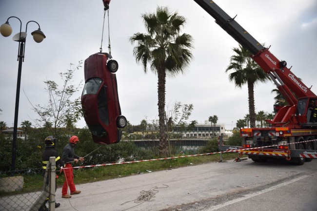 incidente - auto nel lago - babaloo (12)