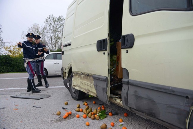 incidente - auto nel lago - babaloo (5)