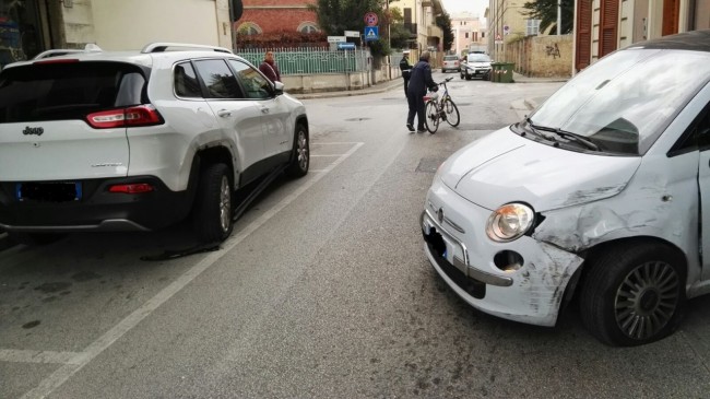 incidente civitanova via piave (3)