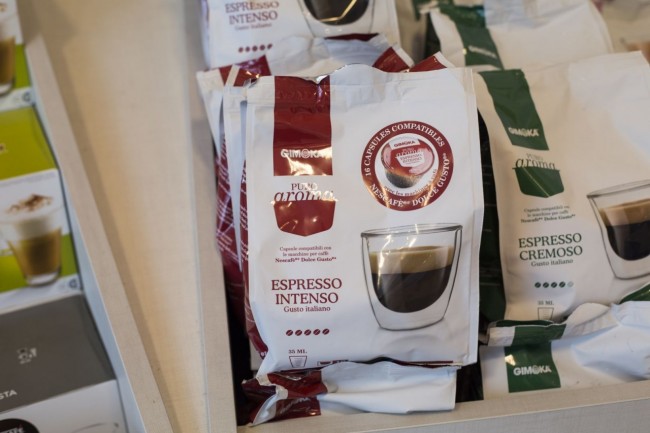 liomatic cialdatua caffè lavazza via velluti foto ap (7)