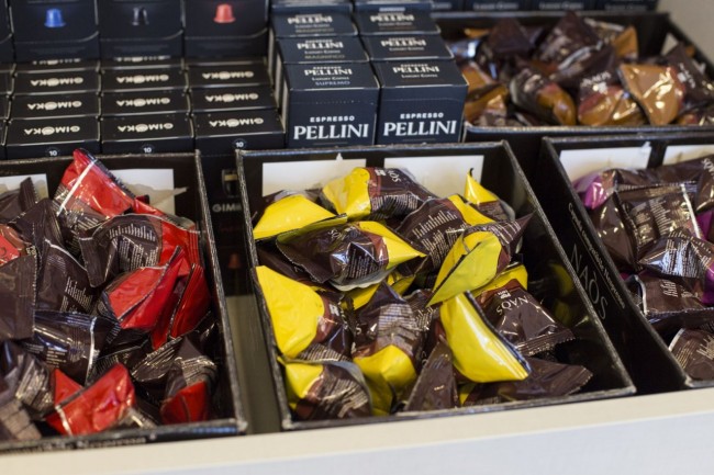 liomatic cialdatua caffè lavazza via velluti foto ap (8)
