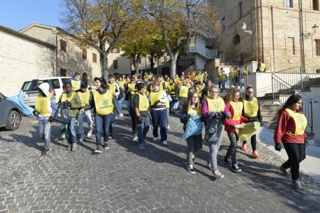 puliamo il mondo montecassiano (1)