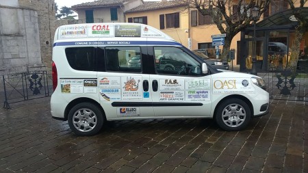 L'autovettura speciale acquistata da imprenditori e artigiani del territorio cingolano
