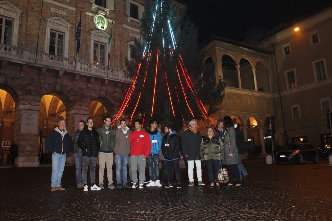 albero natale macerata (1)