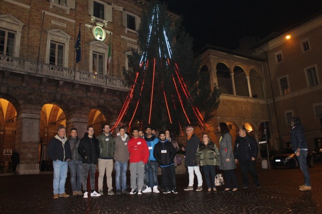 albero natale macerata (2)