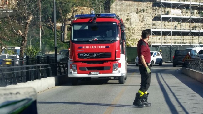 auto a fuoco tolentino 3