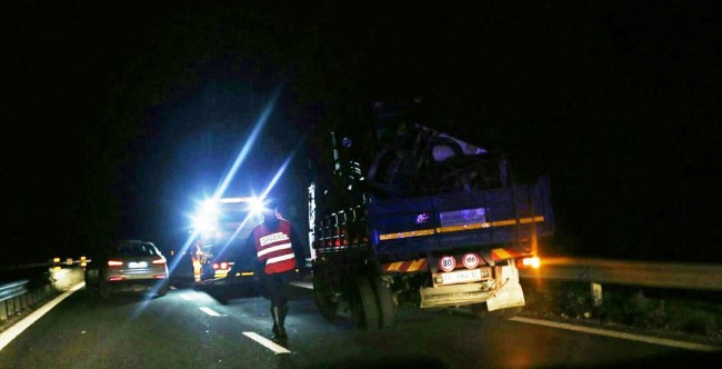 auto tampona camion superstrada (1)