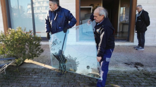 bancomat monte san giusto 11-12-2015 (10)