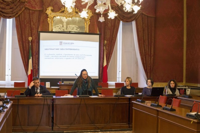 conferenza comune fondo anticrisi foto ap (1)