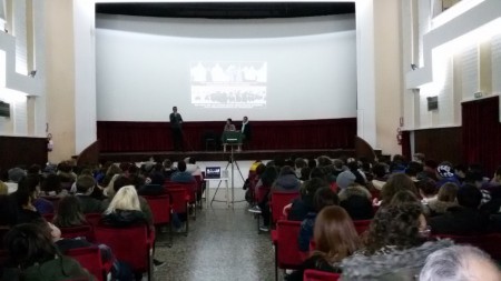 L'assemblea dell'istituto Varnelli al teatro Farnese di Cingoli