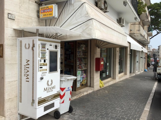 furto tabaccheria via cecchetti - civitanova (3)