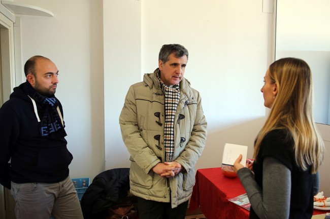 Il questore Giancarlo Pallini in visita alla redazione di Cronache Maceratesi per la chiusura dell'anno