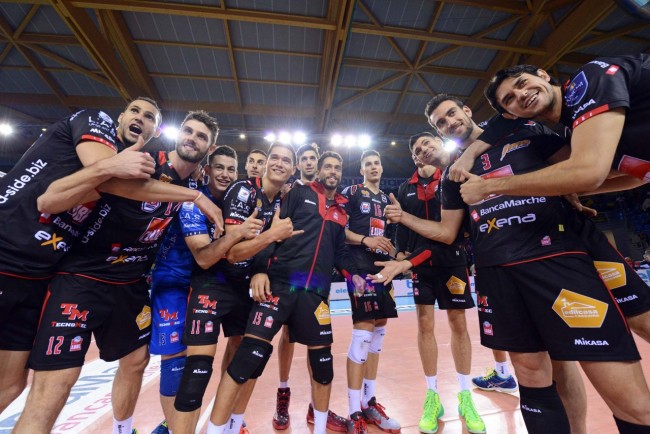 La Lube festeggia il successo contro la Cmc Romagna