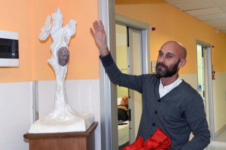 ospedale - consegna statua reparto - civitanova (3)
