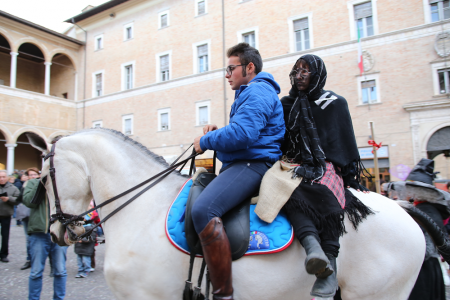befana-macerata-2016_foto-LB-3-450x300