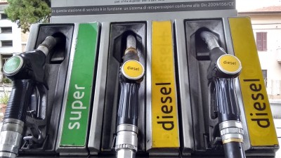 benzina_carburante_foto-LB