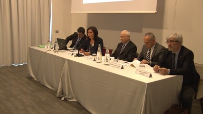 Il tavolo dei relatori