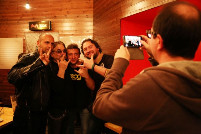 pino-scotto-altrimenti-ci-arrabbiamo-2016-foto-ap-6-650x433