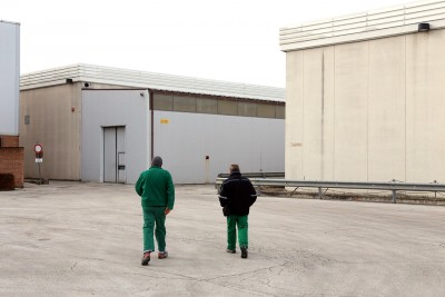 protesta-lavoratori-sindacati-teuco-guzzini-montelupone_foto-LB-16-400x267