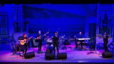 La band "The Sputos" al teatro Tasso di Sorrento