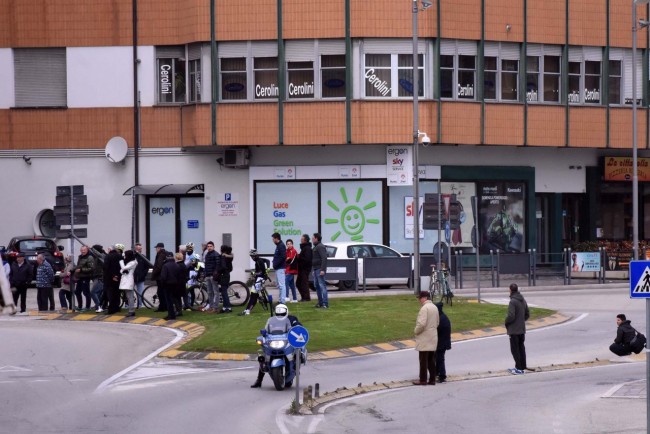 ciclismo - tirreno adriatico - spettatori - civitanova (1)