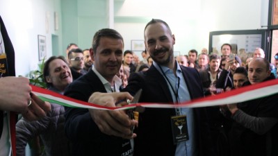 inaugurazione recchioni planet one il taglio del nastro claudio (sx) e michele (dx) recchioni (1)