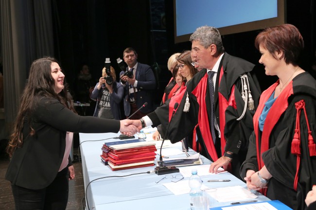 Laurea infermieri Teatro Lauro Rossi Macerata_Foto LB (15)