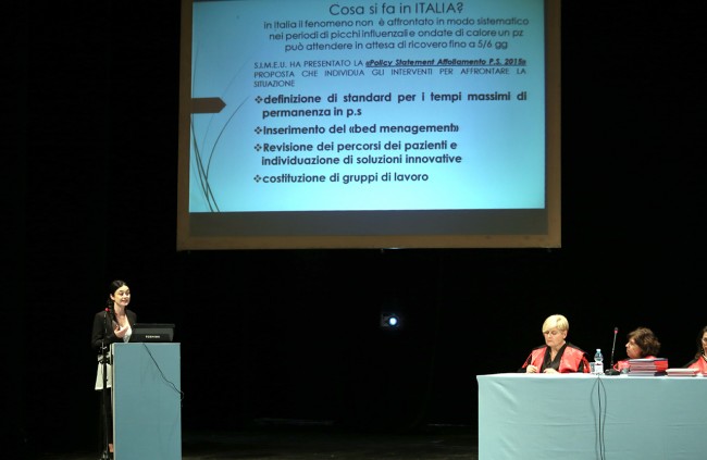 Laurea infermieri Teatro Lauro Rossi Macerata_Foto LB (4)
