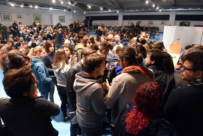 incontro fumetti zerocalcare - auditorium da vinci - civitanova (4)