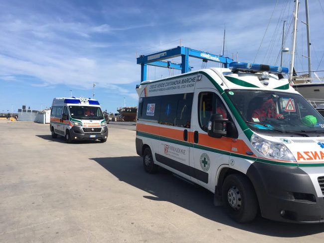 ambulanza civitanova porto di federico de marco