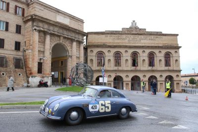 mille-miglia-2016-macerata_Foto-LB-45-400x267