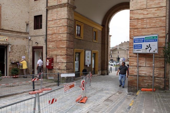 lavori piazza mazzini_Foto LB (3)