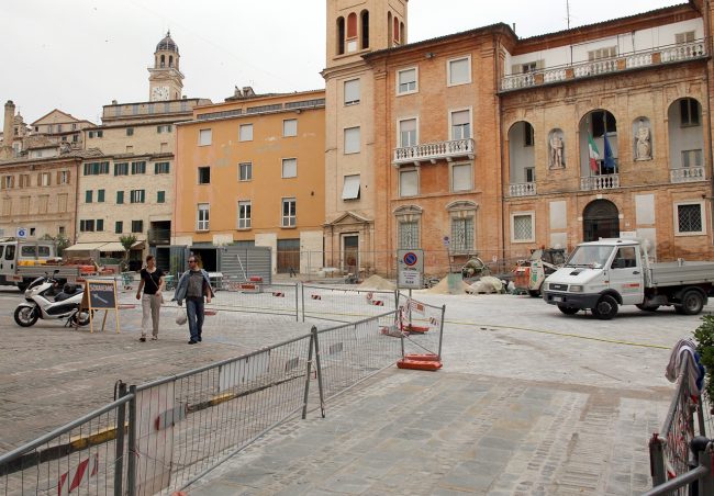lavori piazza mazzini_Foto LB (6)