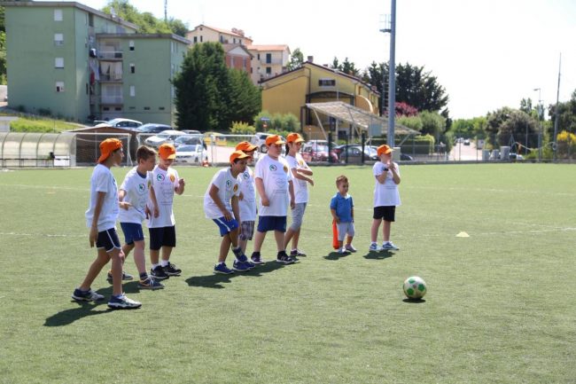 manifestazione potenza picena calcio bambini foto ap (3)