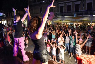 notte-rosa-porto-recanati-3-400x267