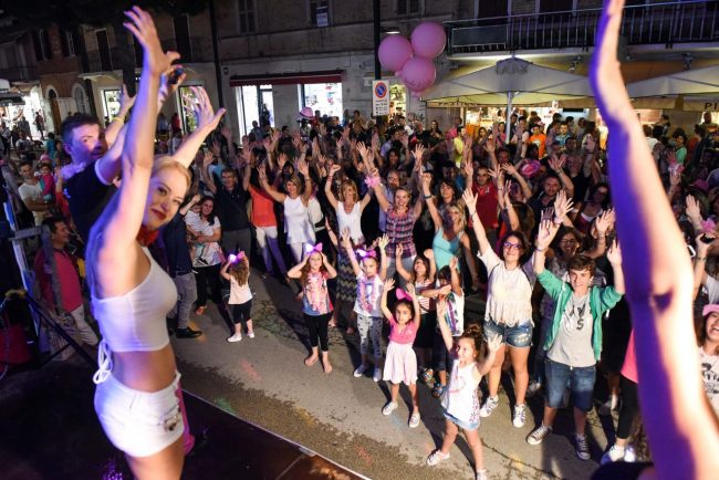 notte-rosa-porto-recanati-4-650x434