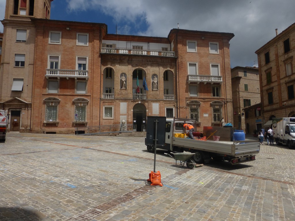 piazza mazzini riapre macerata (4)