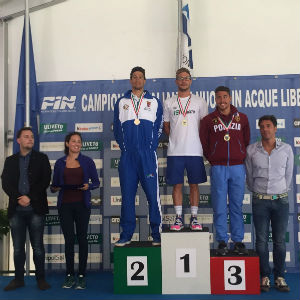 Simone Ruffini sul gradino più alto del podio (foto Laura Binda deepbluemedia.eu)
