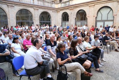 simone-cristicchi-la-controra-palazzo-conventati-2016-foto-ap-2-400x267