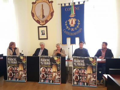 La presentazione dell'evento: da sinistra Torregiani, Parcaroli, Riga, Marinelli, Cicconi