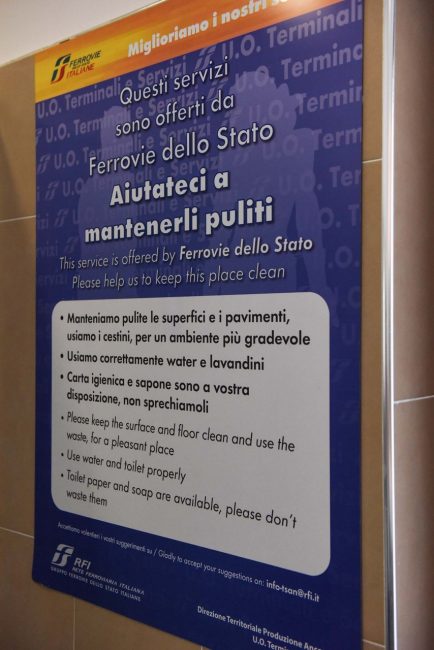 nuovi bagni in stazione - civitanova (4)