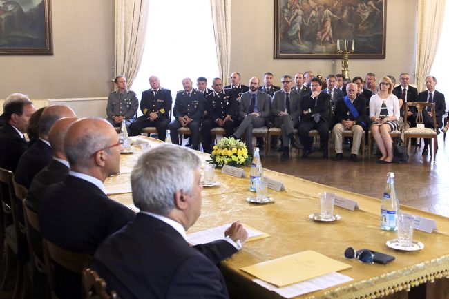 prefettura macerata firma protocollo sicurezza sindaci_foto LB (3)