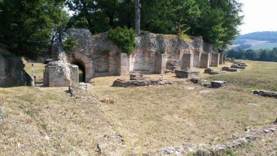 urbisaglia-urbs-salvia-parco-archeologico-teatro
